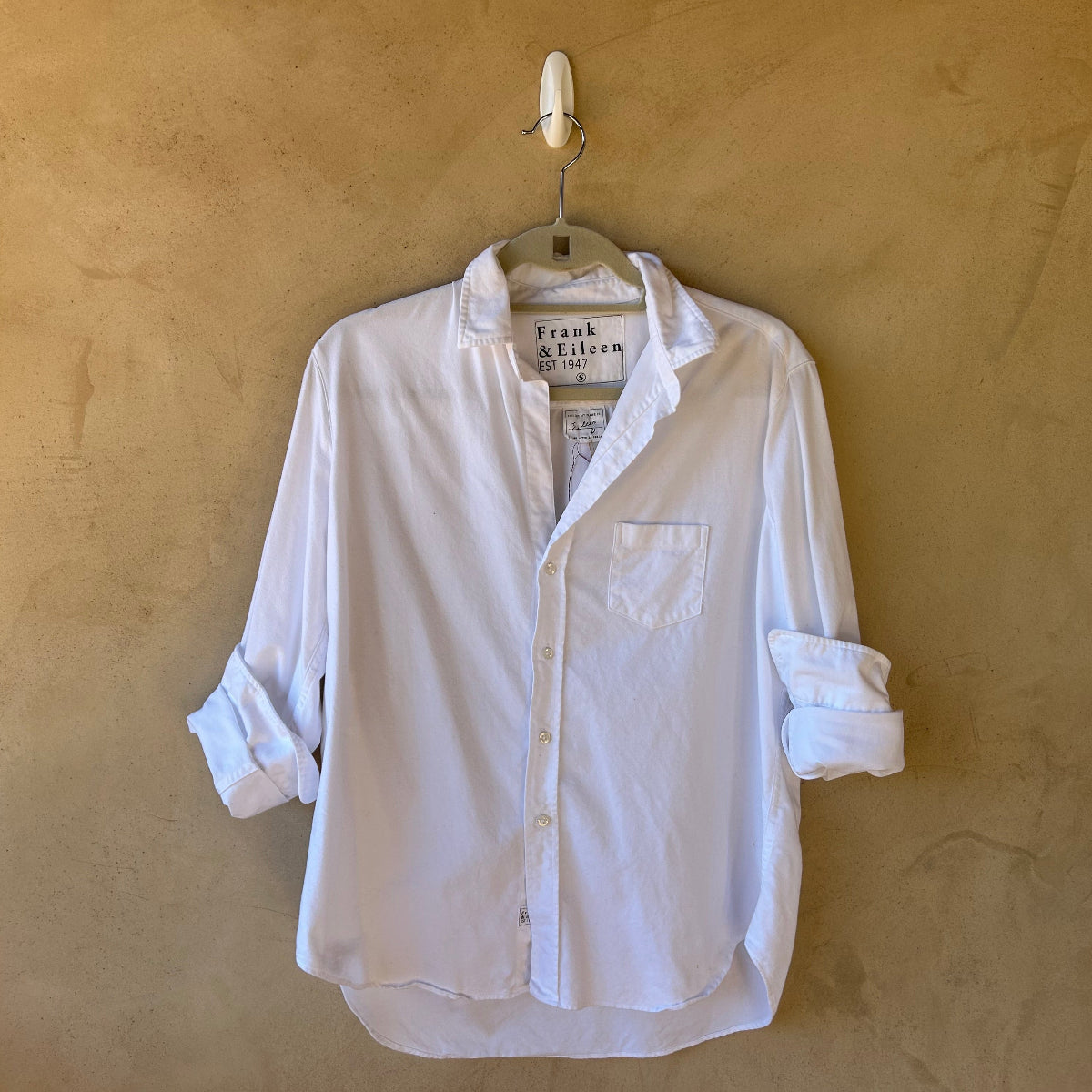 Frank & Eileen Relaxed Button Up
