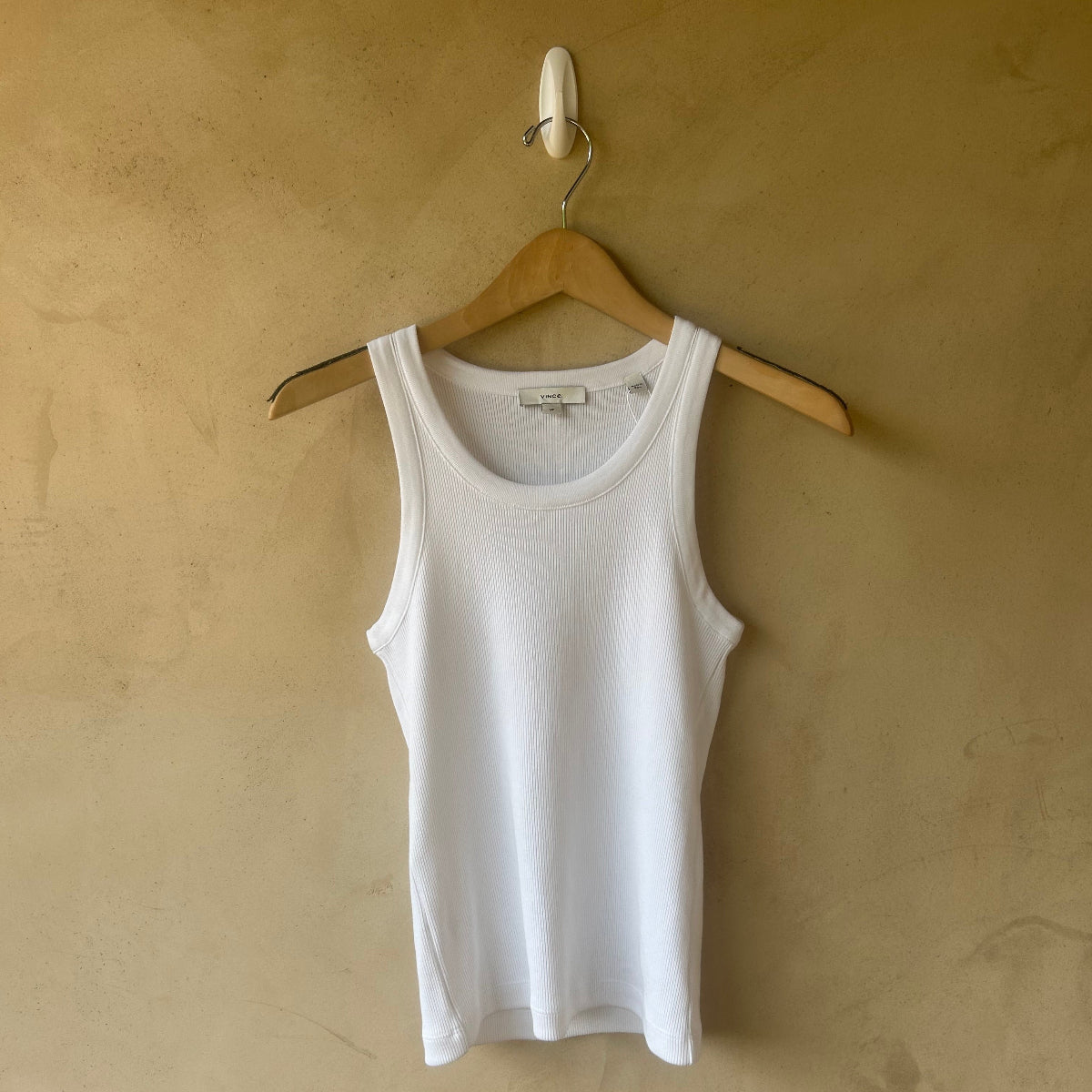 Vince White Scoop Neck Tank Top